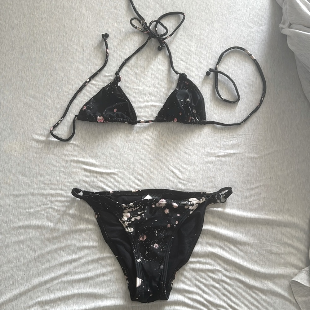 XS Bikini Top & Bottom Set